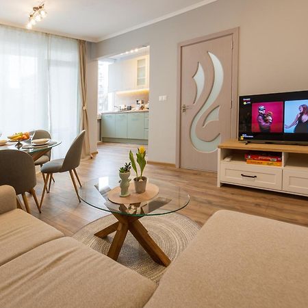 Happy Lazur Apartment Burgas Exterior photo